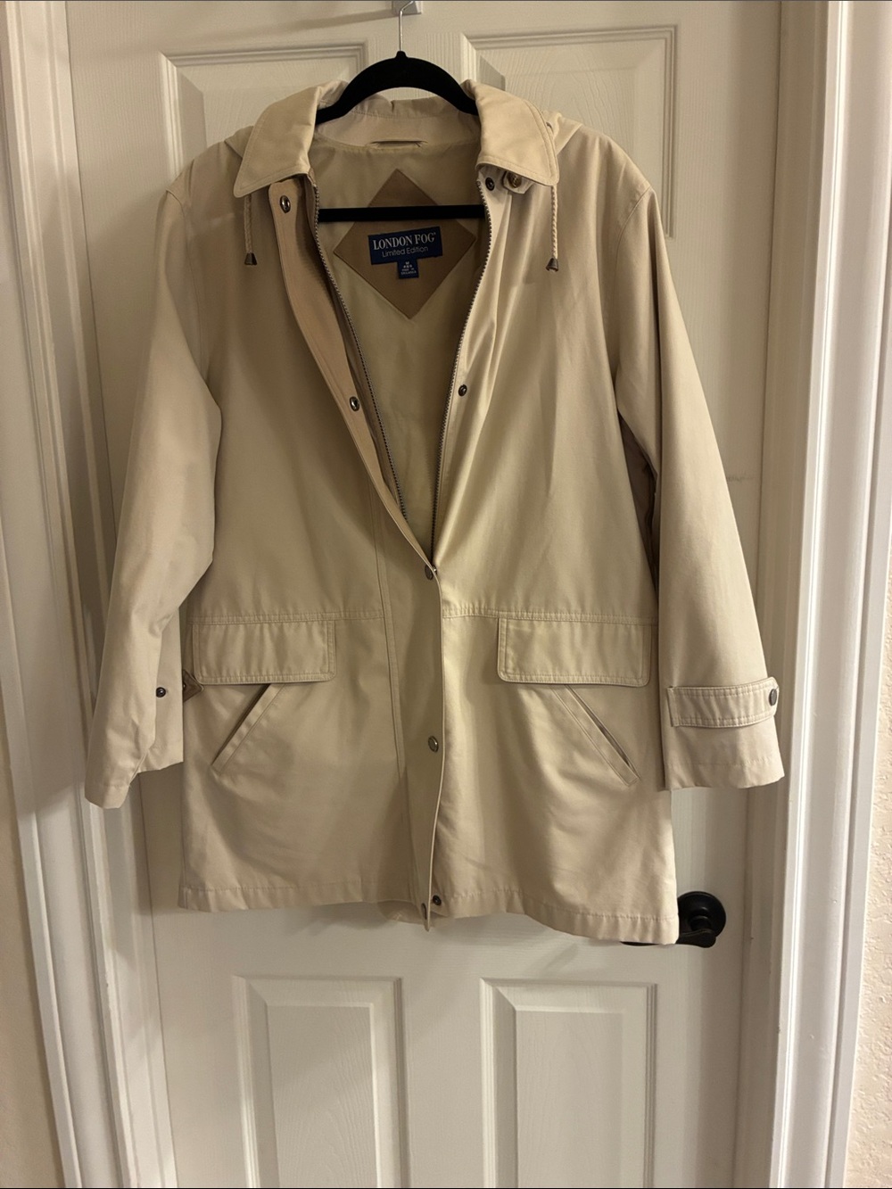 London Fog Lightweight Beige Trench Jacket